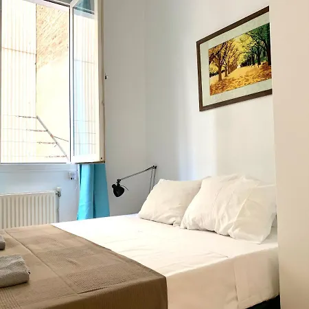 Gaudi Apartmán *