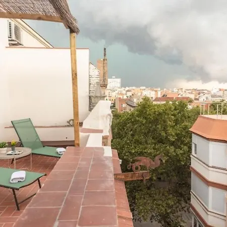 Gaudi Апартаменты *